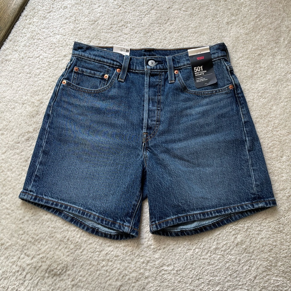 NWT Levi's Premium 501 High Rise Stretch Mid Thigh Women Shorts Size 28